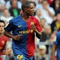 Abidal yang Doyan Kartu Merah