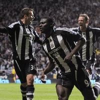 Newcastle Tinggalkan Zona Degradasi