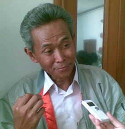 Mengaku Ditunjuk Bung Karno, Abah Panji Daftar Capres ke KPU