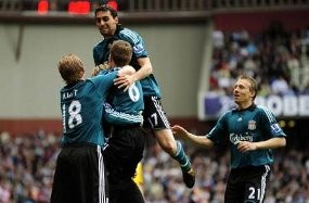 Liverpool Salip MU? Siapa Tahu