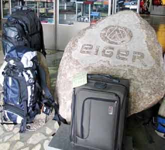 Eiger dan Bisnis Adventurer