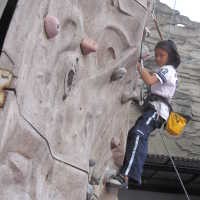 Anak-anak Pun Hobi Olahraga Ekstrem