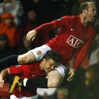 Tahta Juara di Hadapan Setan Merah