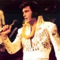 Elvis Presley Ngerock di iPhone