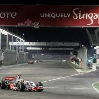 Berbenah demi Keselamatan dan Tontonan