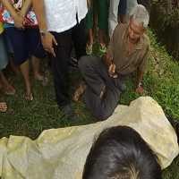 Menyeberang di Rel Lenteng Agung, Tonggo Tertabrak KA Ekonomi