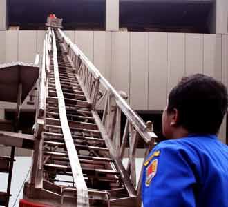 DPRD Jateng Terbakar