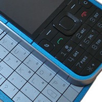  5730, Ponsel Musik Pertama Nokia dengan Papan Ketik