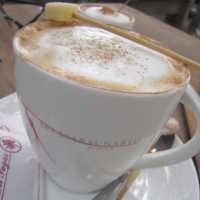 Menjual Sepi di Sudut Selasar Sunaryo