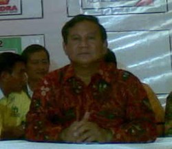 Jelang Pertemuan Mega-Prabowo, Simpatisan PDIP Padati Teuku Umar