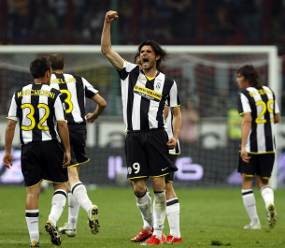 Awas Ancaman La Viola, Juve