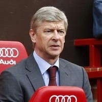 Wenger Memuji dan Bermimpi