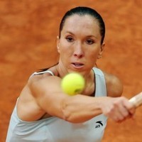 Jankovic Tersingkir, Mauresmo, Safina Melaju 