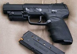 Polisi Buru Perampok Toko Emas Berpistol di Bogor