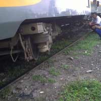 KA Bima Selesai Dievakuasi