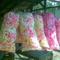 Mencoba Kaya Lewat Kerupuk Miskin