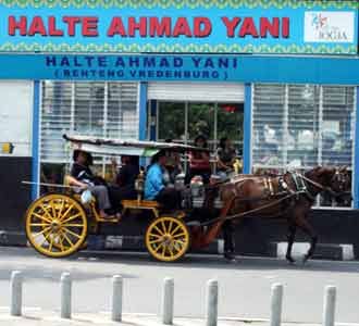 Jalan-jalan di Malioboro