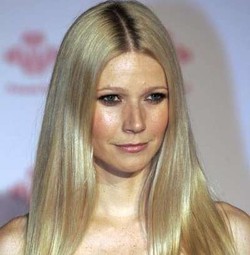 Gwyneth Paltrow Rela Dadanya Diintip Pria Lain