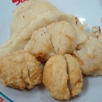 Kenyal Gurih si Pempek Palembang