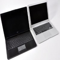  Macbook Air Lebih Tipis dari Adamo, Tapi dari Samping 
