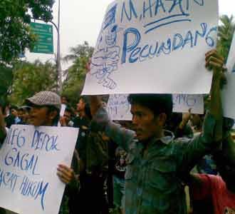 12 LSM Tuntut Ketua KPUD Depok