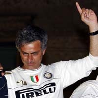 Samai Vycpalek, Mourinho Membidik Capello