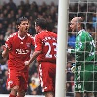 Carra Cuma Ingin Lindungi Reina