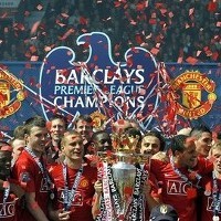 Benitez: Uang Bikin MU Beda