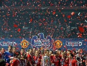 Benitez: Uang Bikin MU Beda