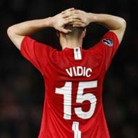 Vidic Terbaik Versi Gerrard