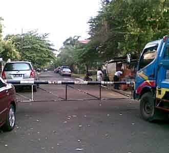 Pondok Indah, Komplek Sejuta Portal Pondok Indah, Komplek Sejuta Portal