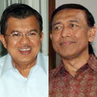 Kunjungi Ponpes Krapyak, JK-Wiranto Dihadiahi Buku