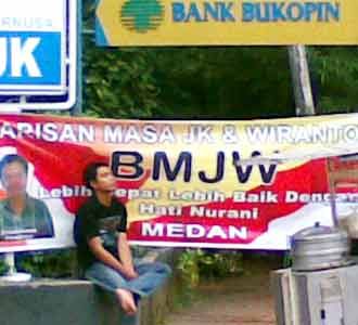 Spanduk Dukung JK-Wiranto Bertebaran