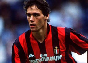 Milan Akui Dekati Van Basten