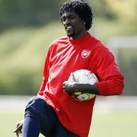 Milan Punya Peluang Gaet Adebayor