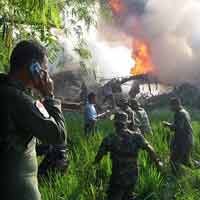 Doakan Korban Hercules, Kapolda Jatim Beri Bantuan Tim Medis