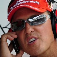 Schumi Kembali Balapan Motor