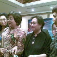 Reuni Masa SMA, 4 Tokoh Wanita Bicara Dansa dan Kisah Cinta