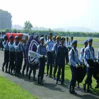 Kedatangan Jenazah Serka Agus Indra Disambut Isak Tangis Keluarga