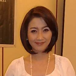 Desy Ratnasari Bawakan D Show Bukan Karena Pacari Petinggi TV