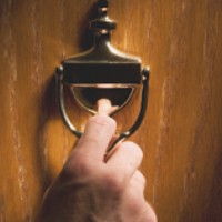 Perilaku Debt Collector: Kata Kasar, Penuh Caci Maki, dan Hinaan 