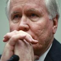 CEO AIG Mengundurkan Diri