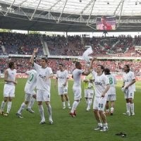 Wolfsburg Yakin, Namun Tetap Waspada