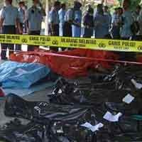 Bangkai Pesawat Selesai Dibersihkan Minggu 24 Mei