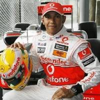 Hamilton Juga Dukung Inggris