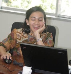 Jadi Anggota DPRD, Wanda Hamidah Tolak Main Film