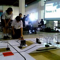 Uji Hasil Belajar, Maranatha Gelar Kompetisi Robot