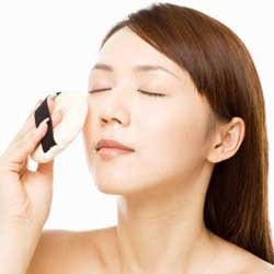 Yuk Pilih Alas Bedak Yang Tepat!