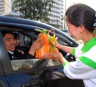 Bagi-bagi Pohon di HI