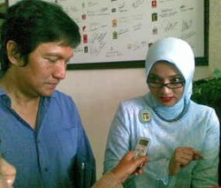 Protes Penetapan Caleg, Marissa Haque dan Ikang Fauzi Datangi KPU